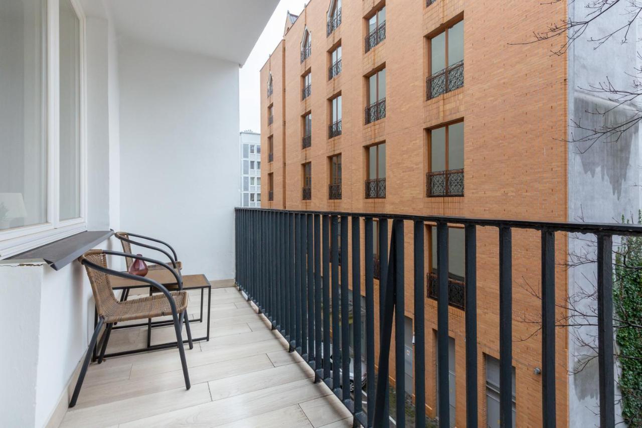 City Center Apartments Hoza By Noclegi Renters Warschau Buitenkant foto