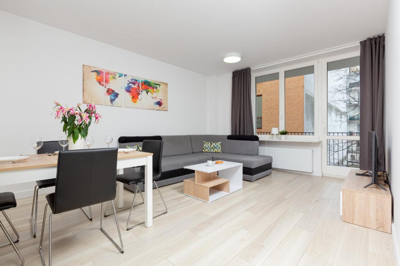 City Center Apartments Hoza By Noclegi Renters Warschau Buitenkant foto