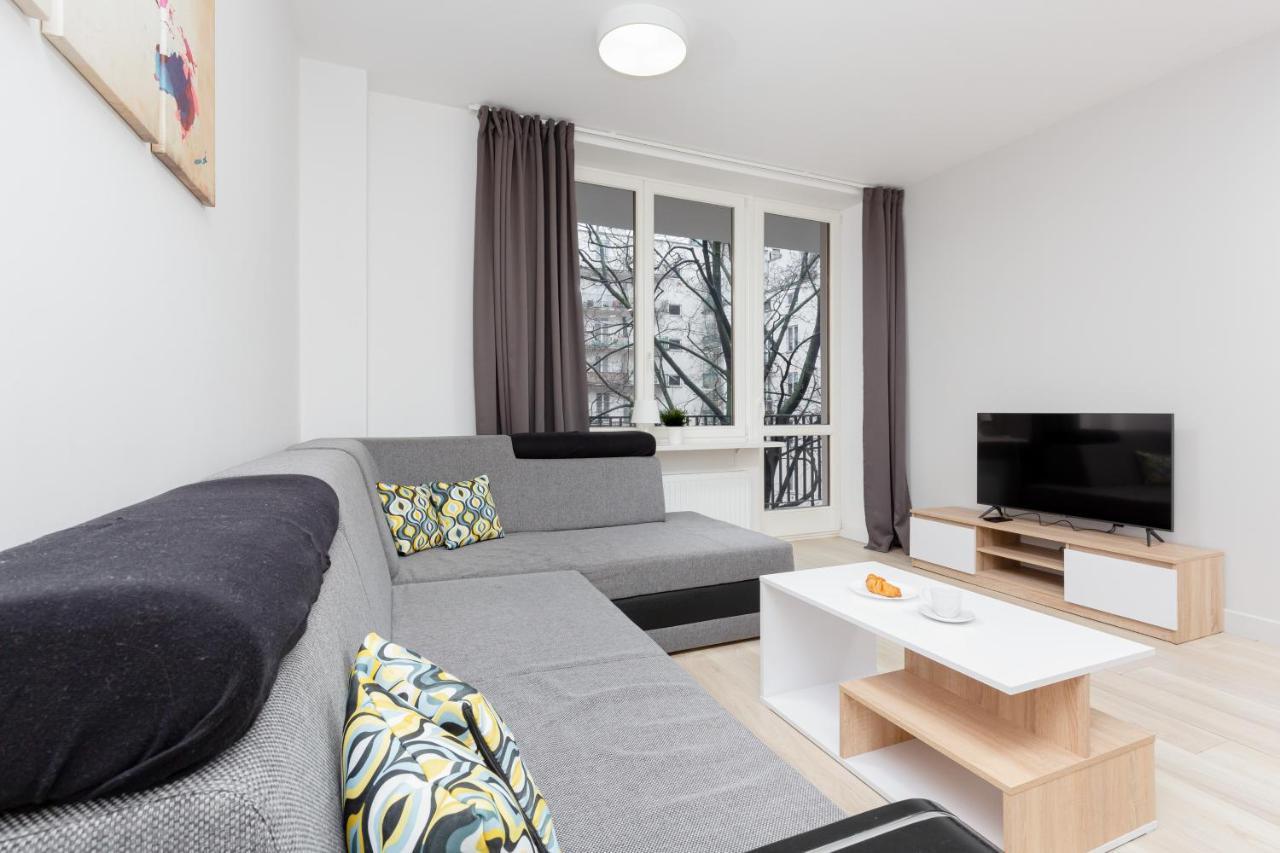 City Center Apartments Hoza By Noclegi Renters Warschau Buitenkant foto