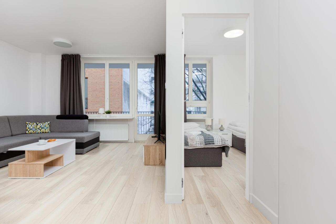 City Center Apartments Hoza By Noclegi Renters Warschau Buitenkant foto