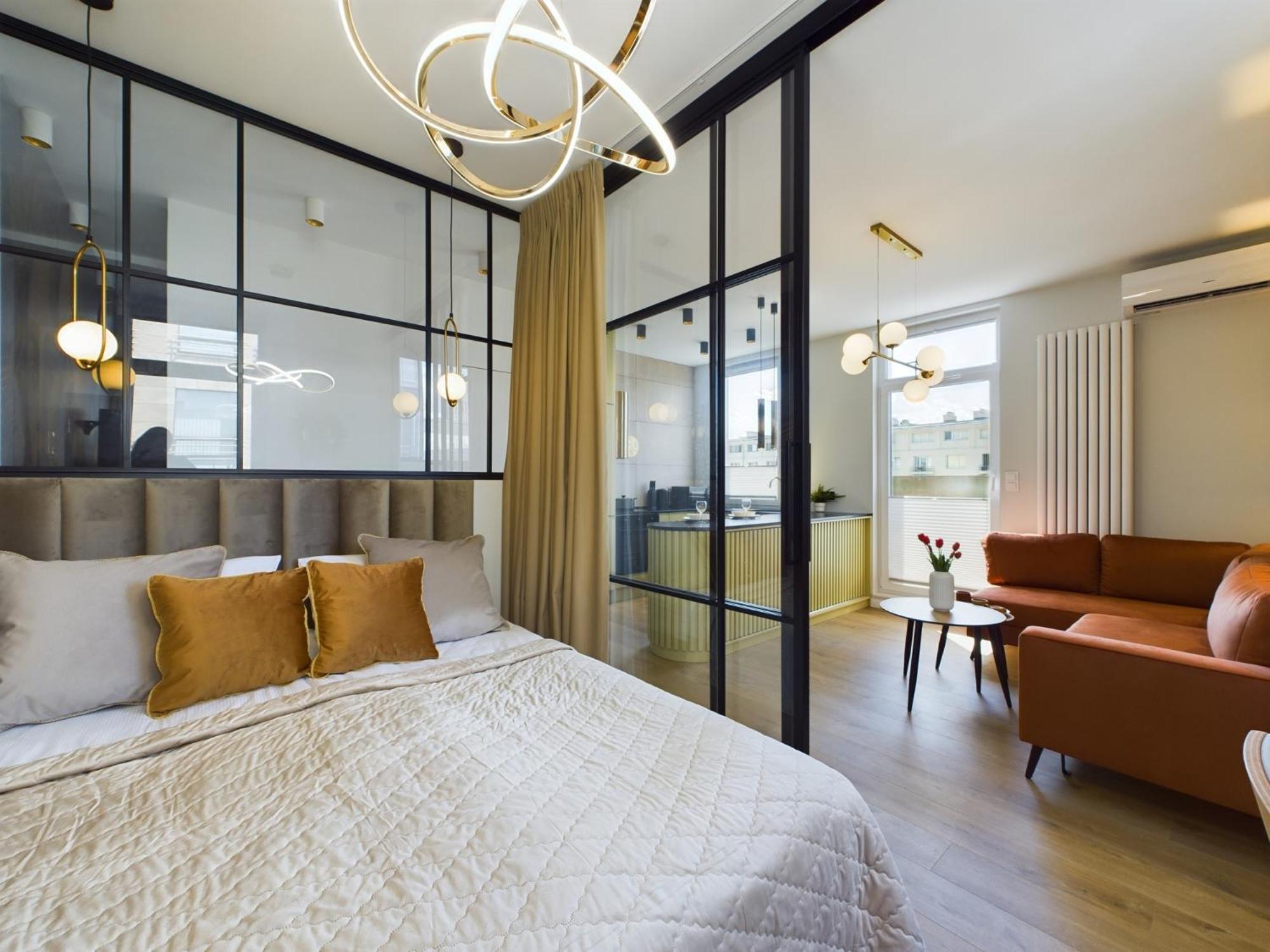 City Center Apartments Hoza By Noclegi Renters Warschau Buitenkant foto