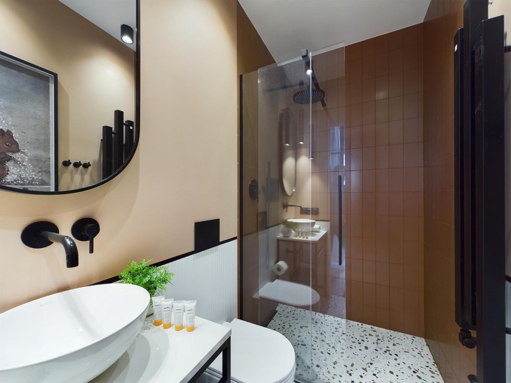 City Center Apartments Hoza By Noclegi Renters Warschau Buitenkant foto